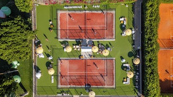 Lapangan tenis