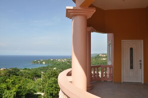 Balcony - Sun Rise Condos By The Vacation Casa (Tower Isle)