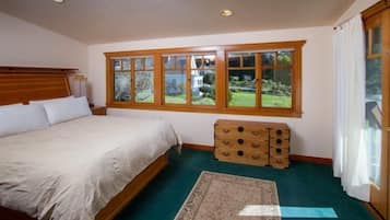Luxury Suite, 1 Katil Raja (King) | 1 bilik tidur, peralatan tempat tidur premium, meja