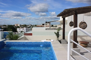 Outdoor pool - Hotel Casa Mora (Playa del Carmen)