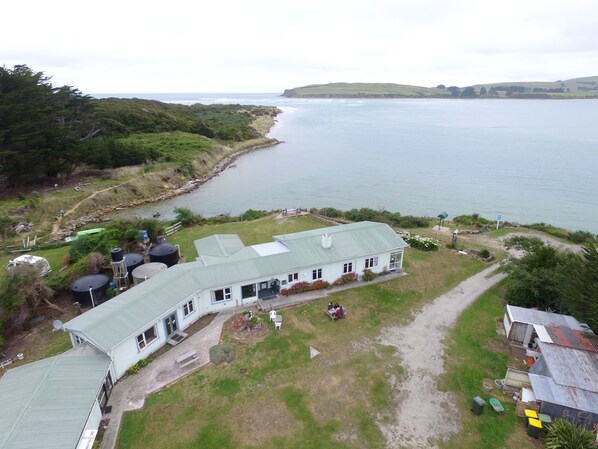 Fachada de la propiedad