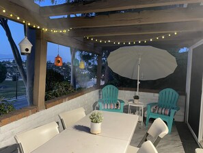 تناول الطعام بالخارج