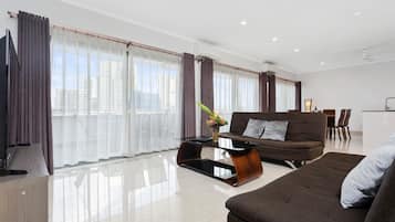 Executive Apartment | Living area