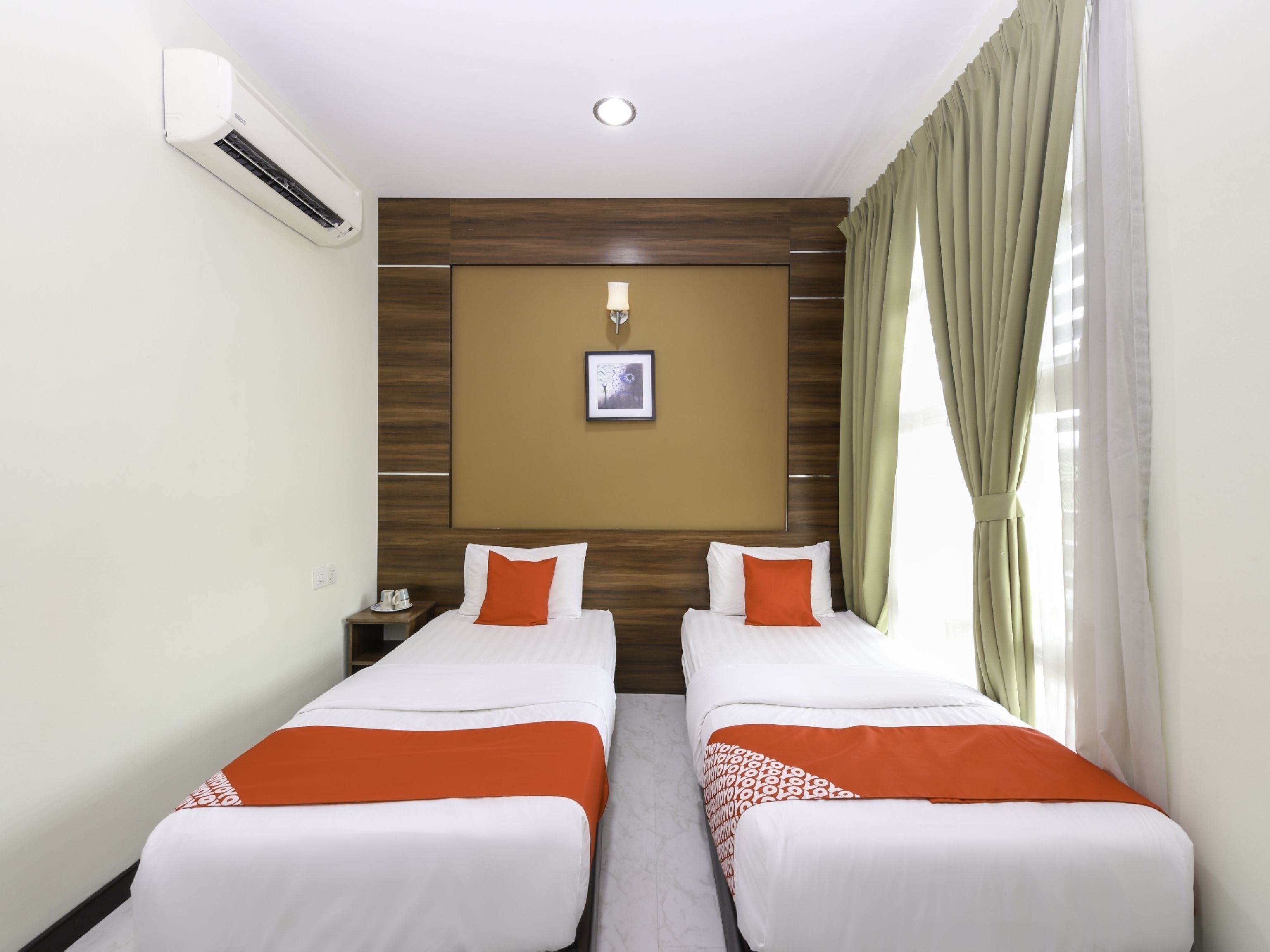 standard twin room | free wifi, bed sheets
