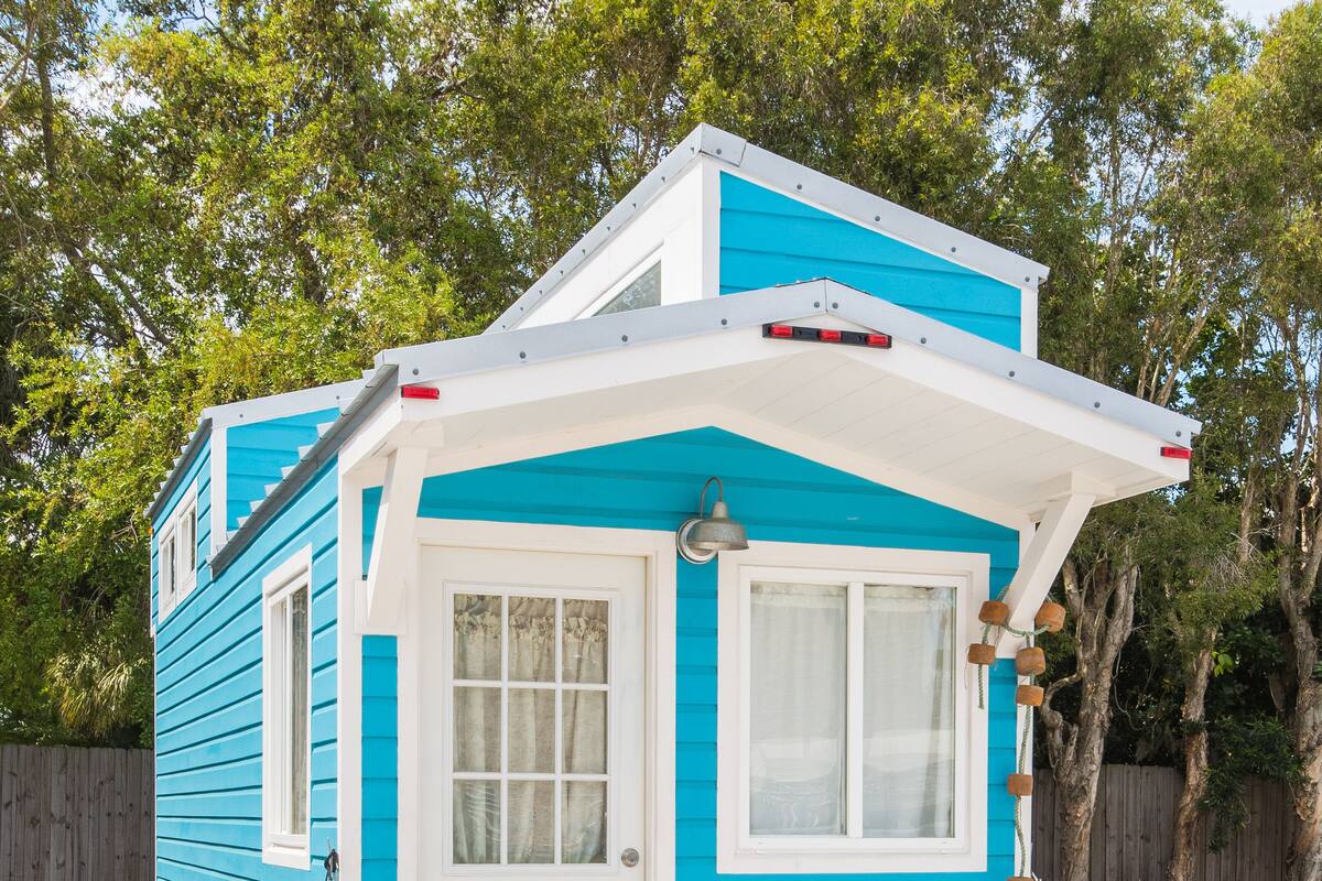 Hytte (Tiny House - The Siesta) | Lydisolert, wi-fi (inkludert) og individuelt dekorert