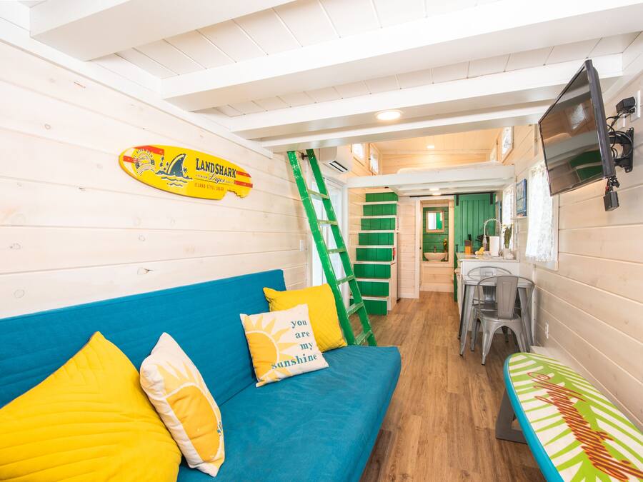 Cabin (Tiny House - Green Lifeguard Stand) | Living area | Flat-screen TV, Netflix, streaming services
