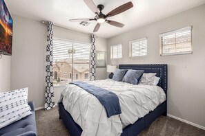 3 slaapkamers, een bureau, een strijkplank/strijkijzer, gratis wifi