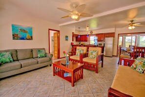 Smart TV, books, music library, video library - Private Chef Included,PrivateBeach,PrivatePool,WiFi,2Kayak,2GolfCarts, Boat&Cap (San Pedro)