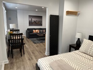 3 soverom, strykejern/-brett, wi-fi (inkludert) og sengetøy