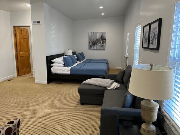 3 habitaciones, tabla de planchar con plancha y wifi gratis 