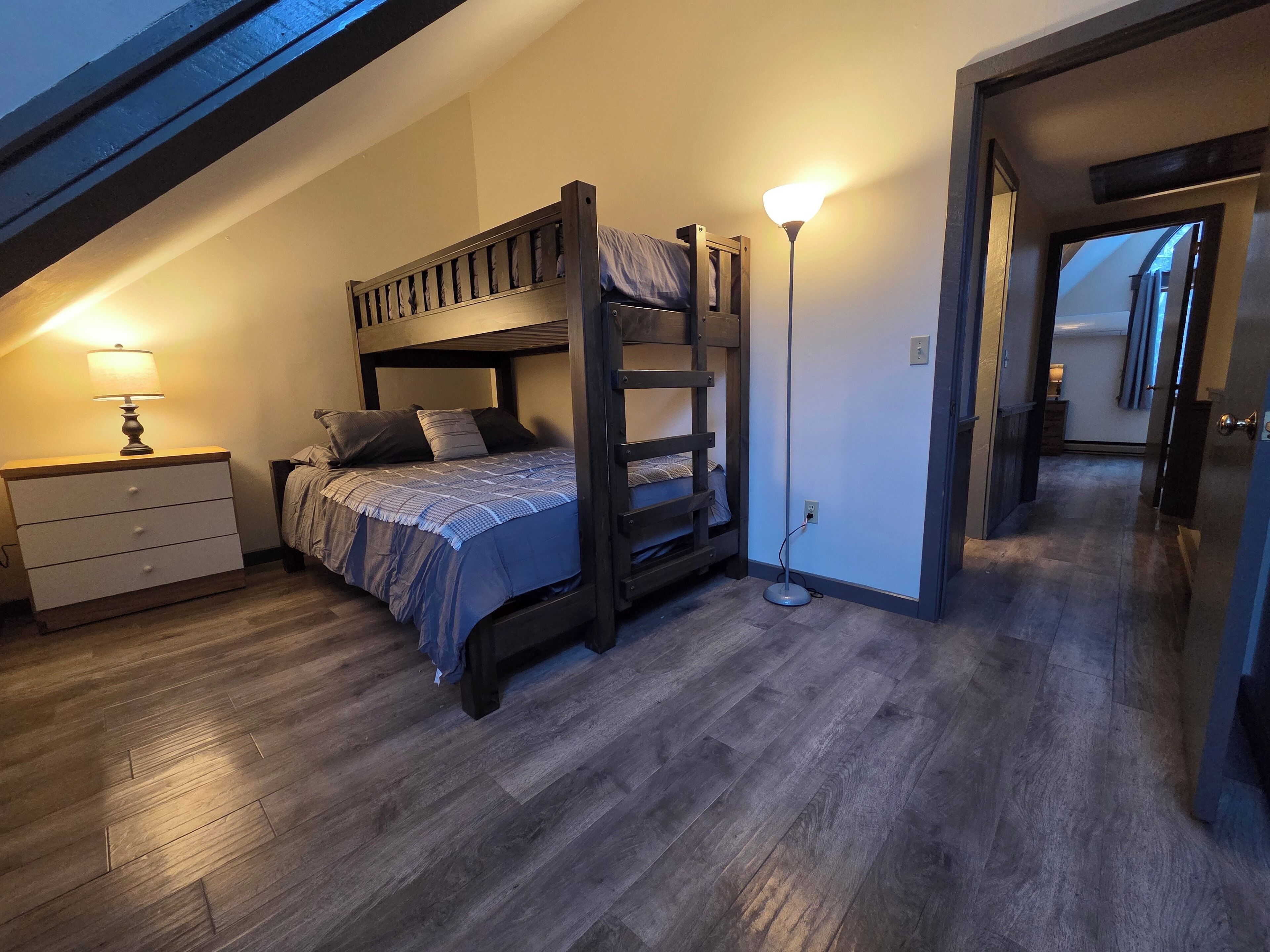 เตียงเมมโมรีโฟม, ห้องพักตกแต่งอย่างมีเอกลักษณ์, ตกแต่งพิเศษโดยเฉพาะ