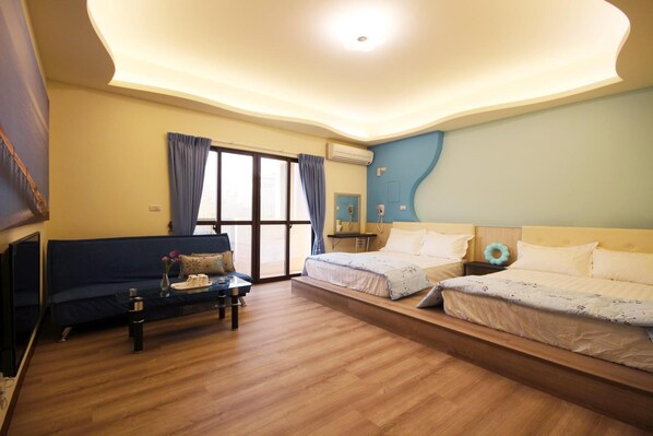 Individually decorated, individually furnished, blackout drapes - Sweet Dream Homestay (Magong)
