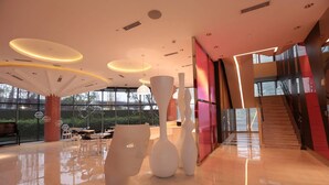 Lobby - iRise at Azure Urban Resort Residences (Parañaque)