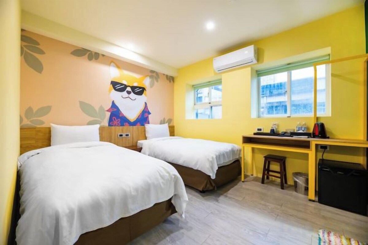 Desk, blackout drapes, WiFi (free), bed sheets