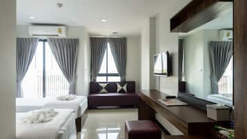 Deluxe Twin Room | Room amenity