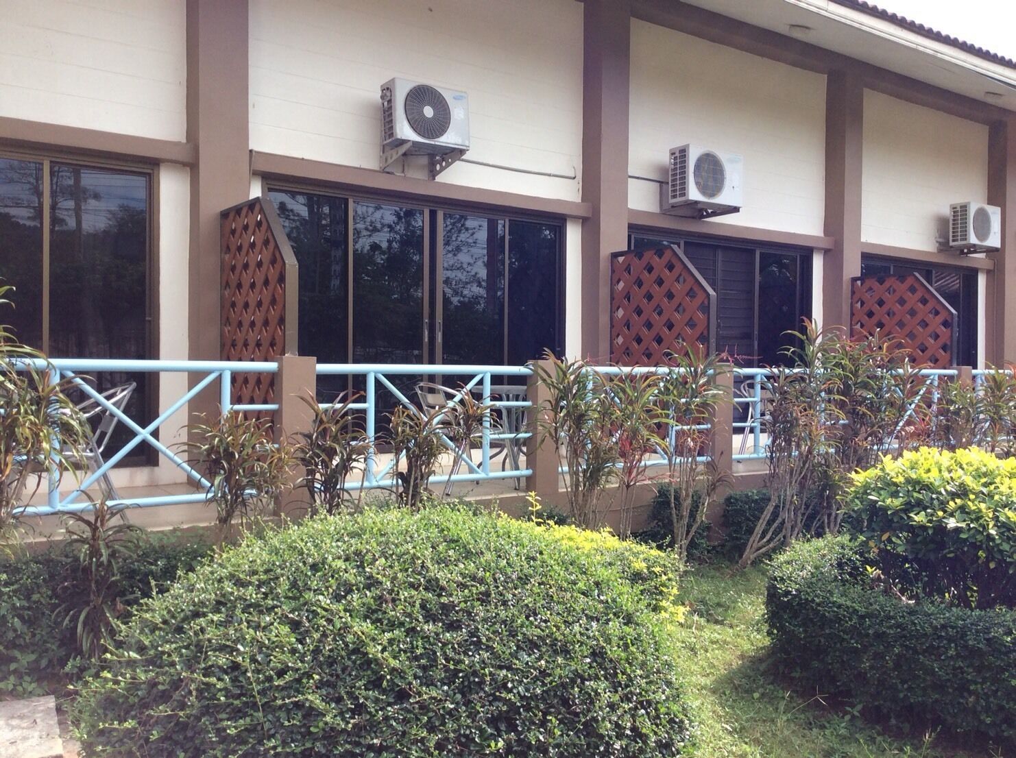 Standard Twin Room | Living area | LCD TV