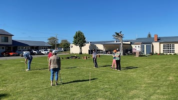 Children’s play area – outdoor