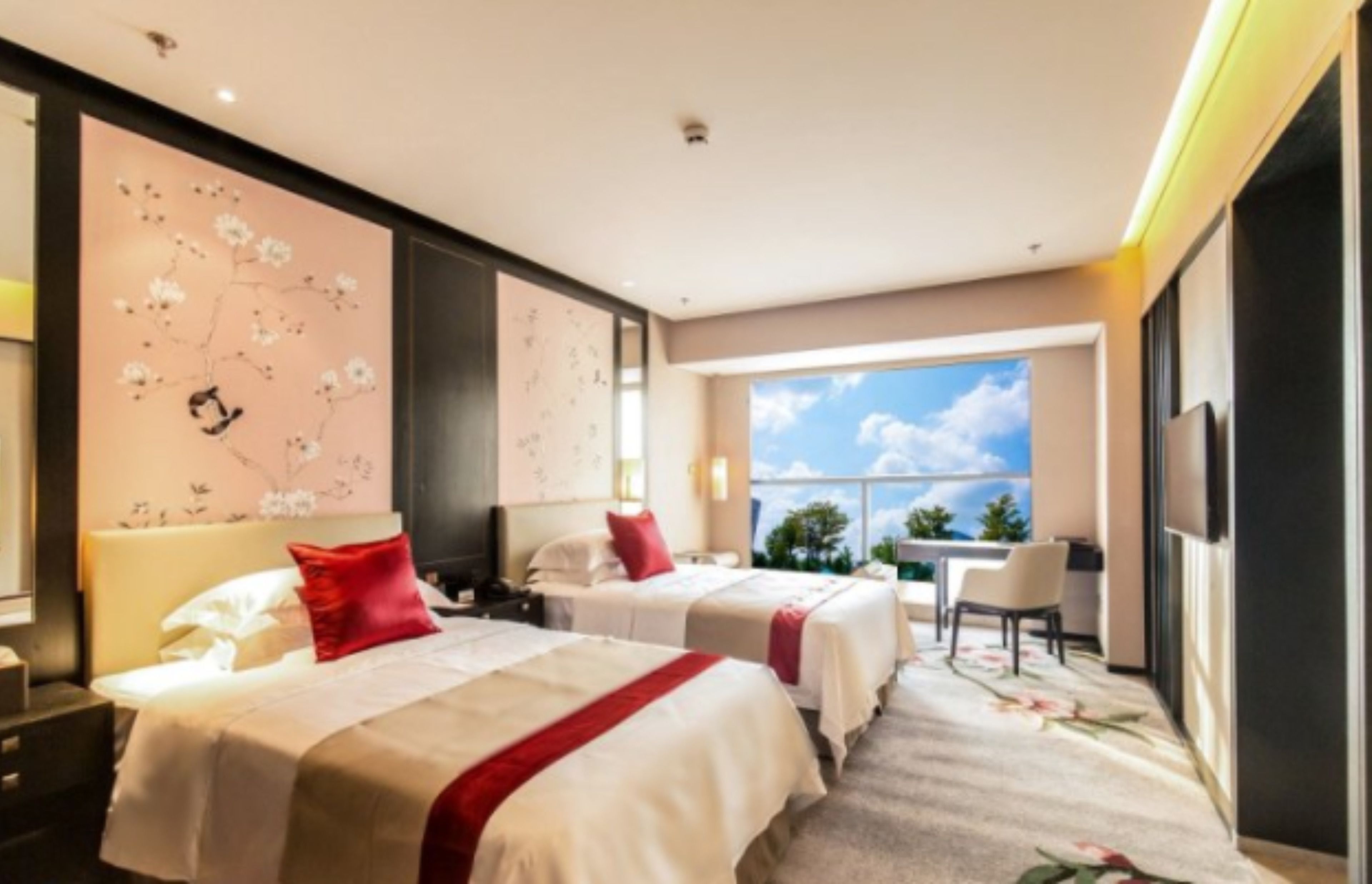 executive twin room with sea view | minibar, in-room safe, desk, blackout curtains