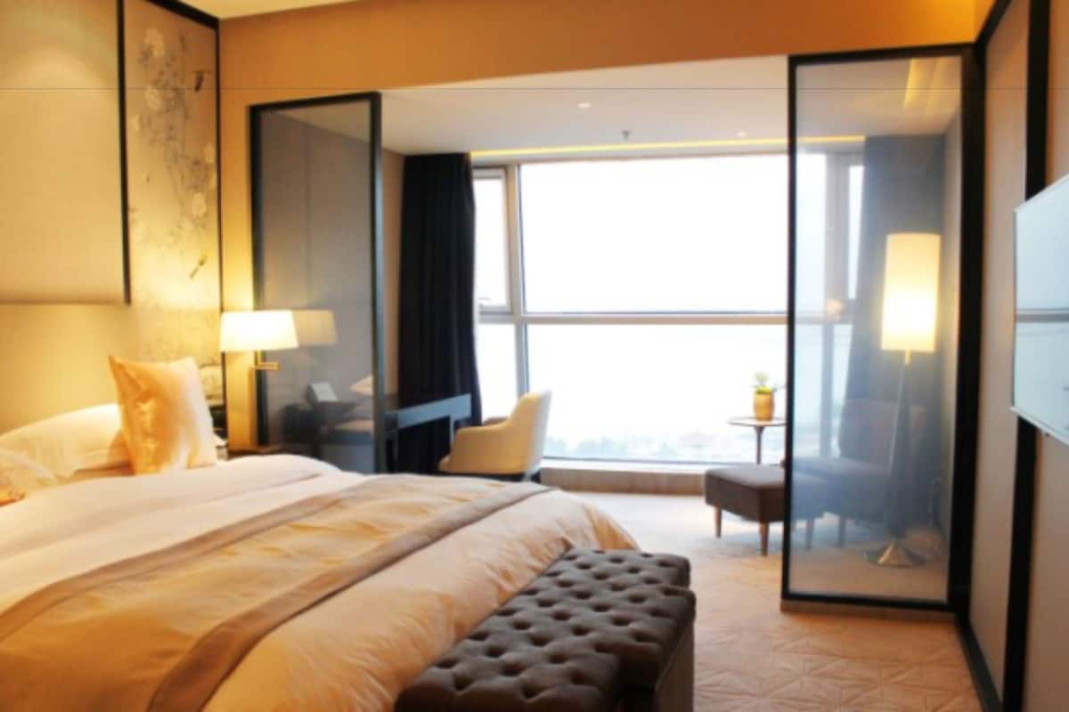 business suite | minibar, in-room safe, desk, blackout curtains