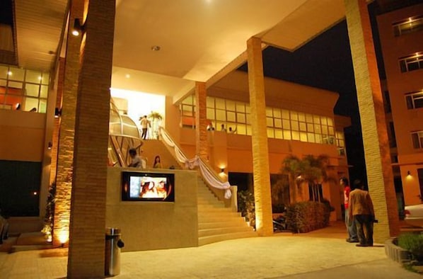 Exterior - Westerngrand Hotel Ratchaburi (Ratchaburi)