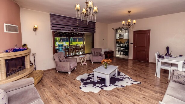 Villa, 5 soverom | Oppholdsrom | LCD-TV