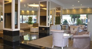 Siddeområde i lobbyen