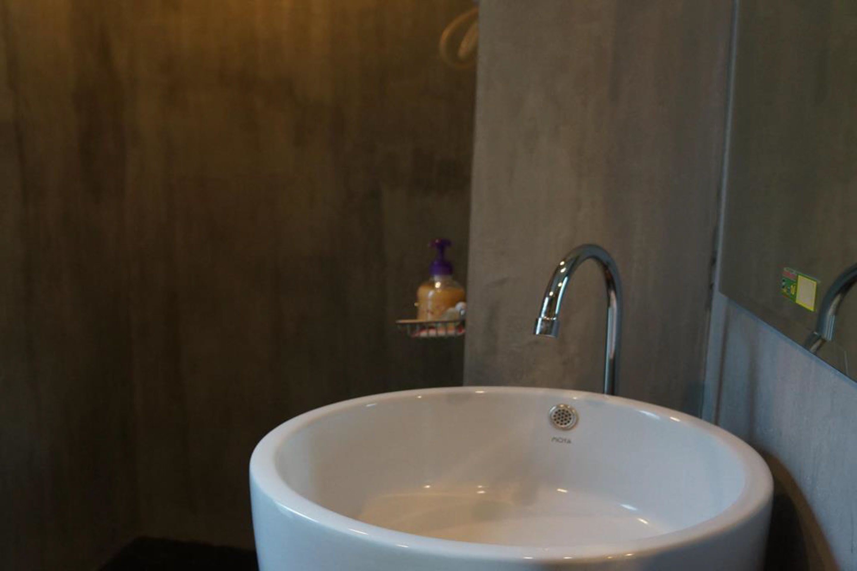 Standard Room | Bathroom sink