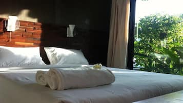 Rollaway beds, free WiFi