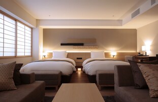 ジュニアスイート 禁煙 ラウンジ無料利用込 | 高級寝具、羽毛の掛け布団、セーフティボックス (室内)、デスク