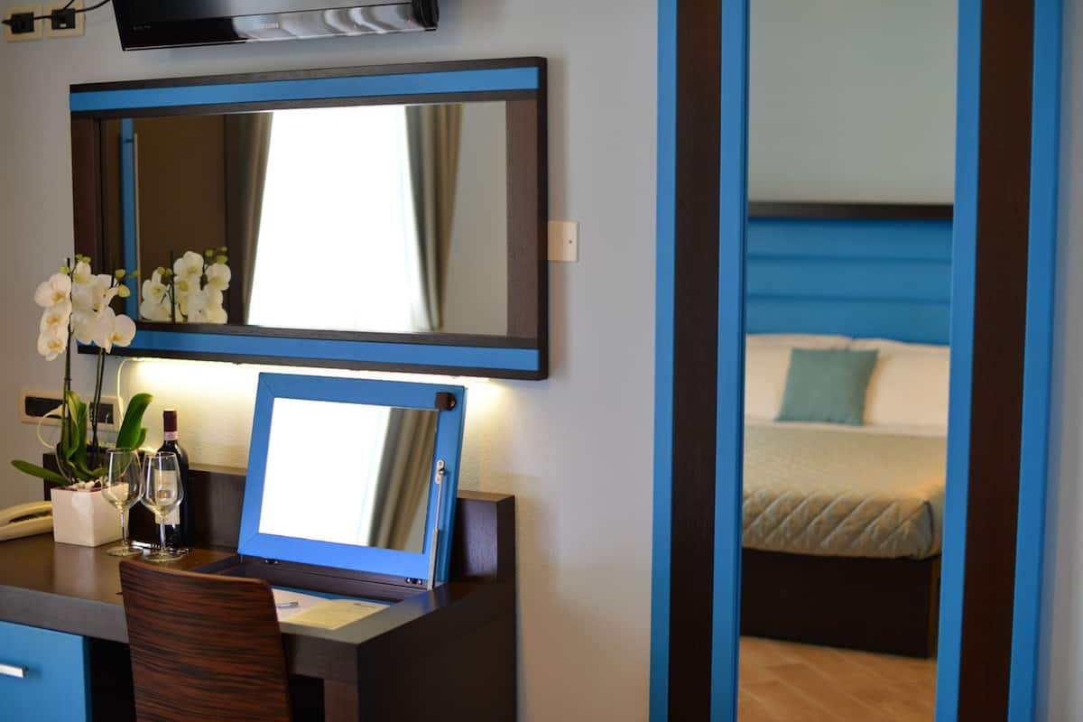 superior room | room amenity