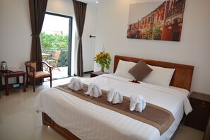 Minibar, decoración individual, escritorio y sistema de insonorización