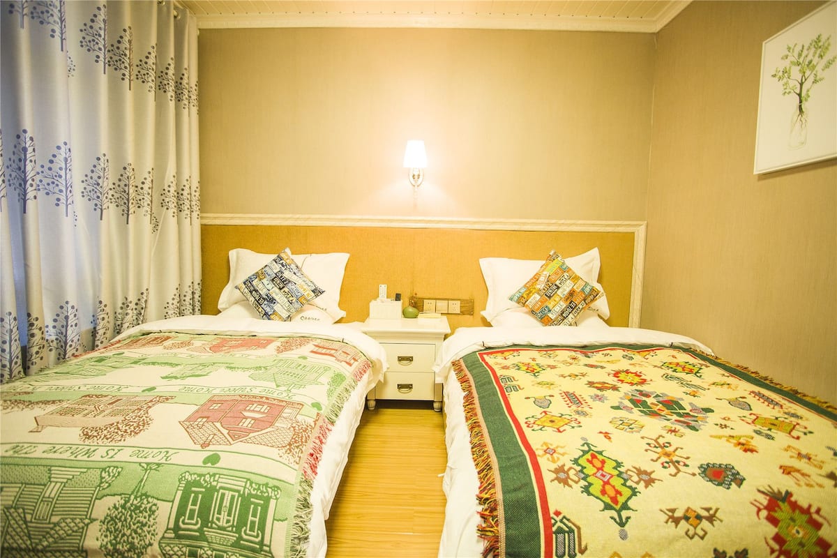 Minibar, in-room safe, desk, blackout curtains