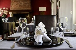 Lunch and dinner served, Regional cuisine - Auberge De La Durdent (Hericourt-en-Caux)