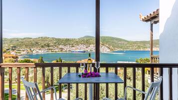 Standard Double Room, 1 Double Bed | Beach/ocean view