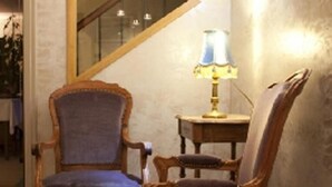 Interior -  Hotel Les Tilleuls (Saint-Cirgues-de-Jordanne)