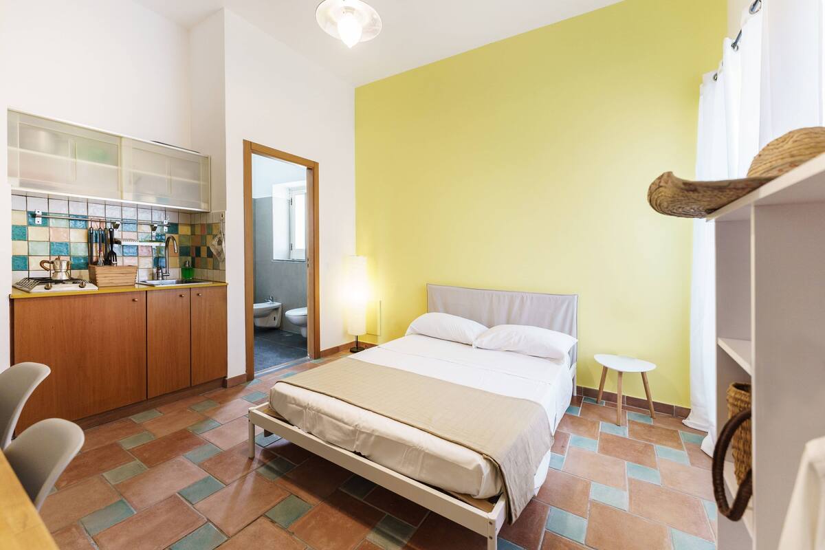 Lit parapluie, Wi-Fi gratuit, draps fournis