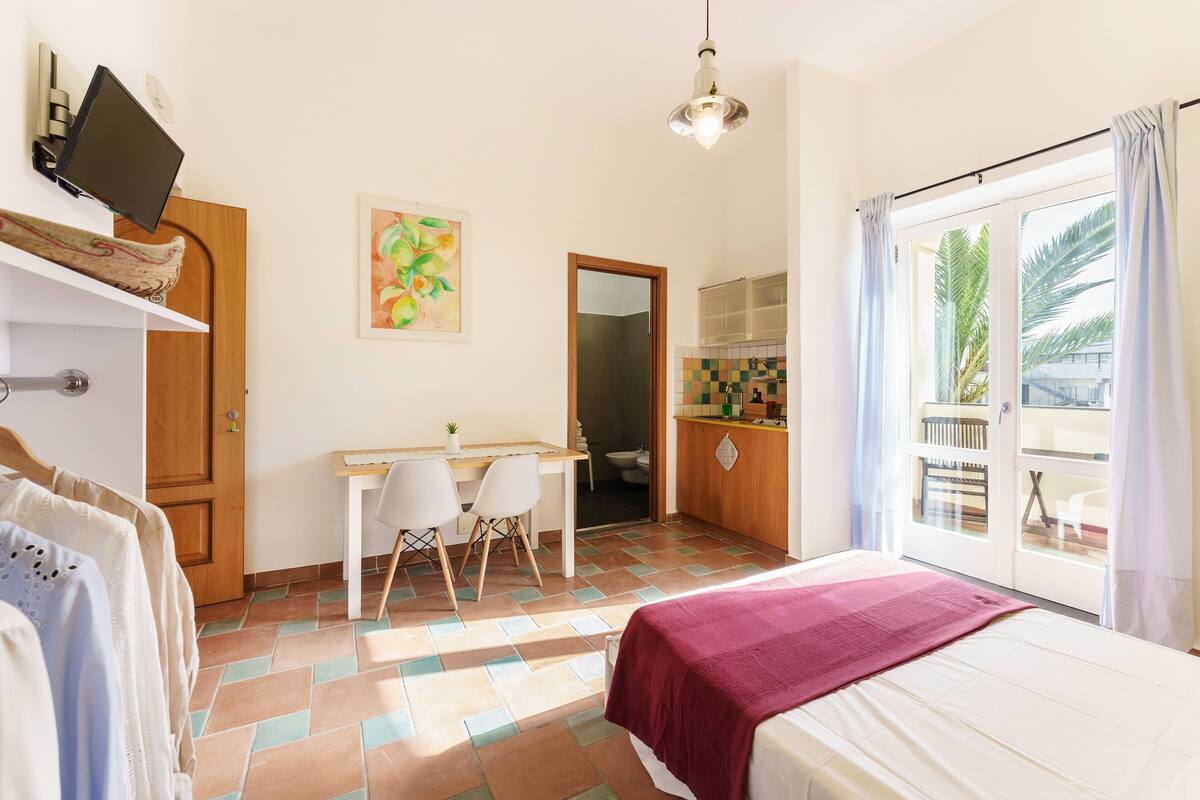 1 bedroom, travel crib, free WiFi, bed sheets