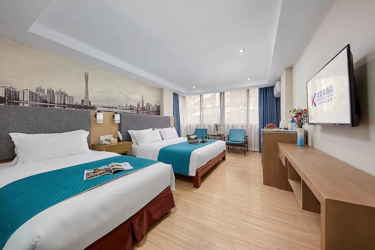 1 bedroom, premium bedding, down duvets, memory-foam beds