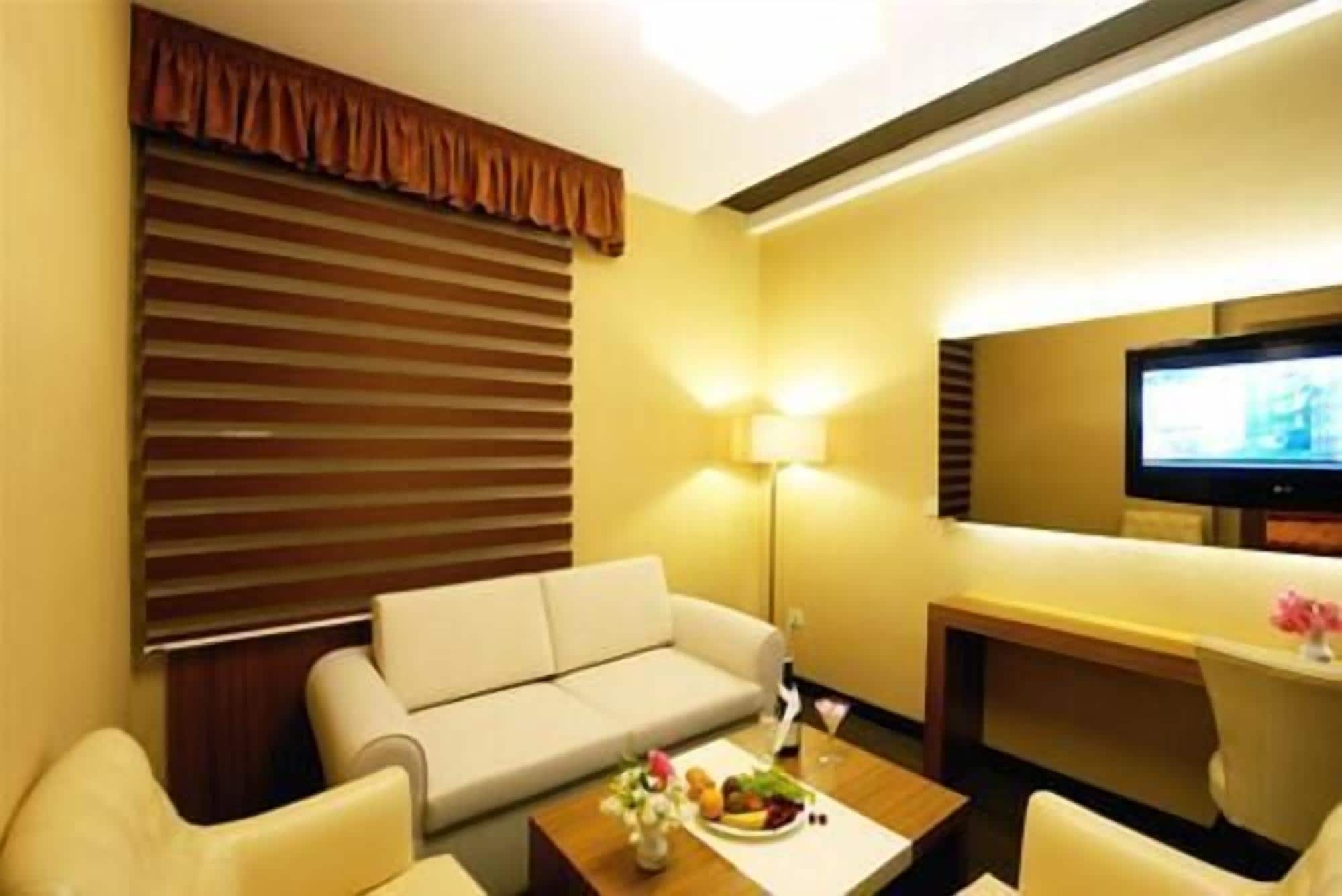 standard room | living area | lcd tv