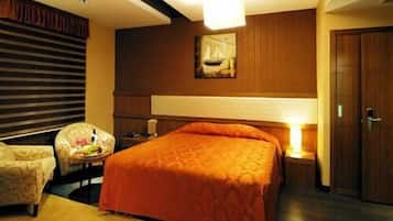 Suite | Minibar, Zimmersafe, Schreibtisch, kostenloses WLAN