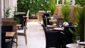 Breakfast, lunch and dinner served - Jaleriz Hotel (Gaziantep)