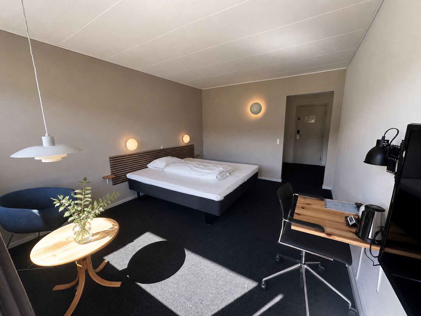 Double Room | In-room safe, desk, cribs/infant beds, rollaway beds