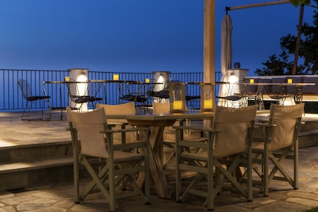 Exterior. Hotel Olga