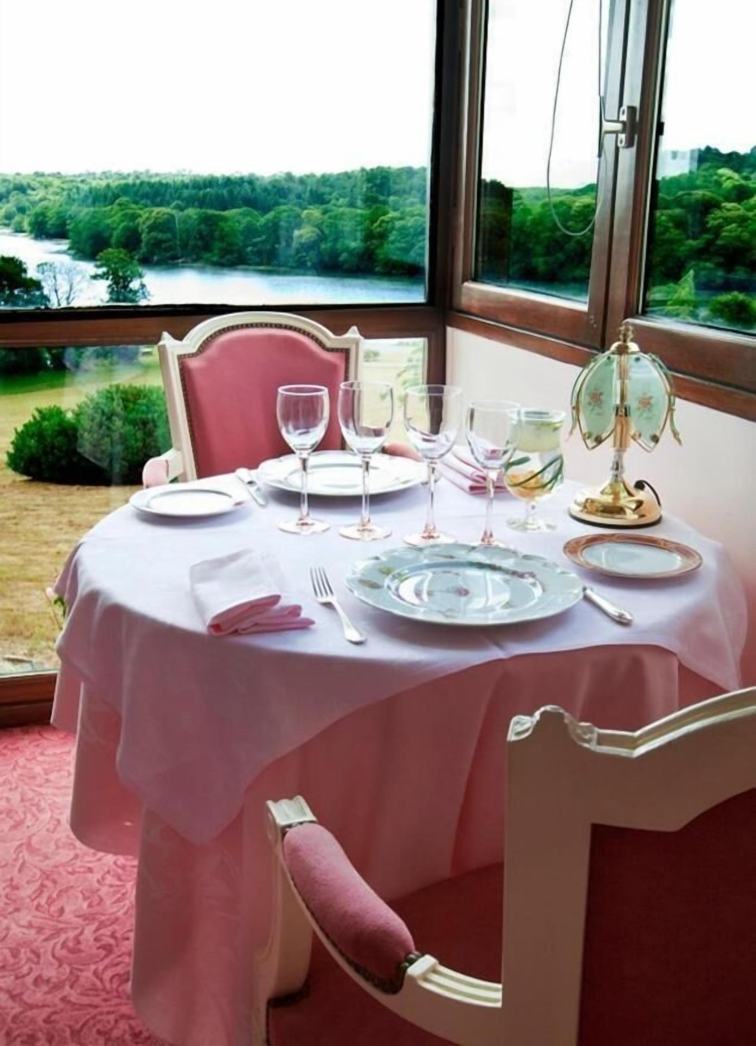 breakfast, lunch, dinner served; french cuisine