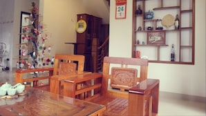 Lobby sitting area - Hoi An Coco Couple Homestay (Da Nang)