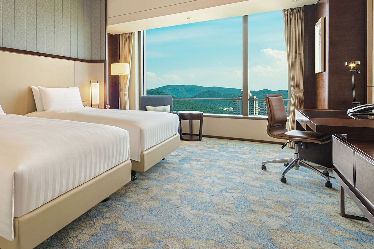 Down duvets, minibar, in-room safe, desk