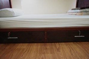 Mixed Dormitory with Air-Condition  | Wifi gratis