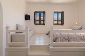 Suite, 1 Bedroom | In-room safe, individually decorated, individually furnished