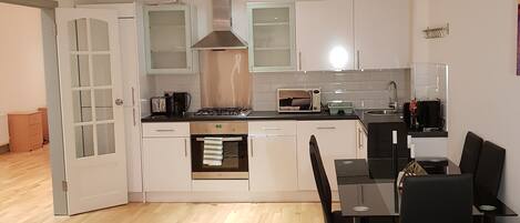 Luxury Apartment, 2 Bedrooms, 2 Bathrooms, Garden View | Private kitchen | Full-size fridge, microwave, oven, stovetop