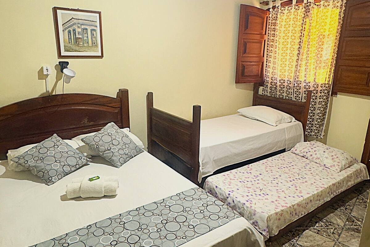 quarto quádruplo com twin | 1 bedroom, minibar, wifi, bed sheets